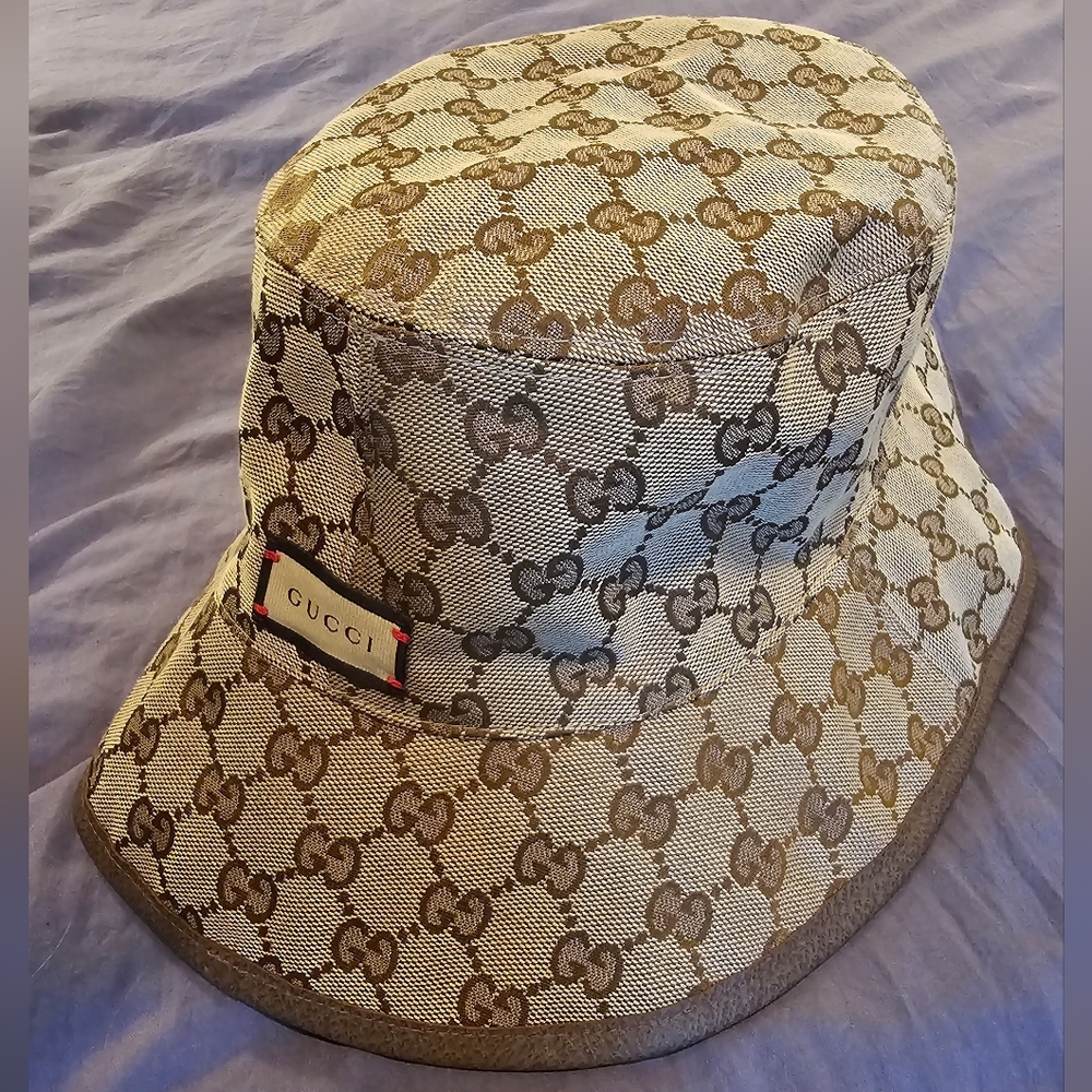 Gucci Reversable Bucket Hat Size L